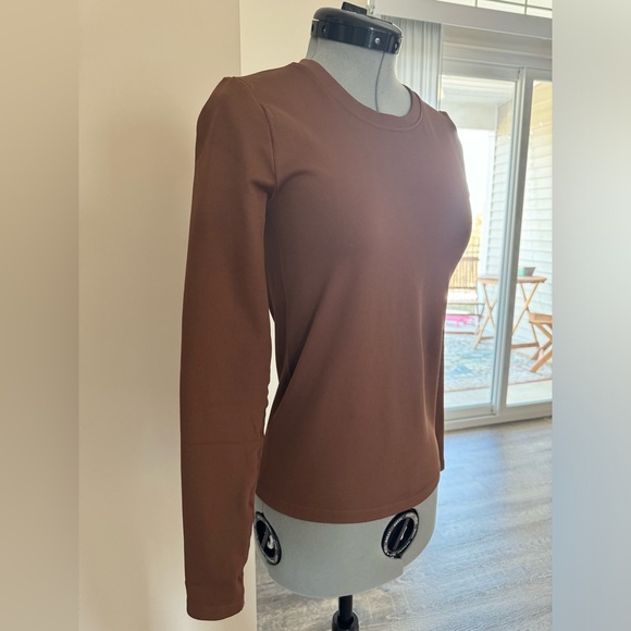 Fitted brown top - Picture 2 of 2